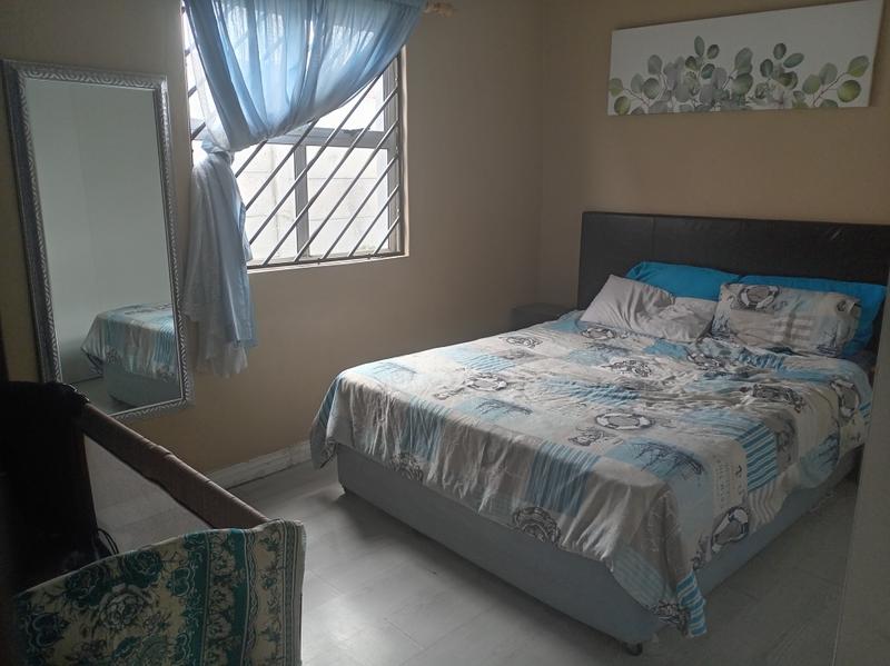 3 Bedroom Property for Sale in Pelikan Park Western Cape